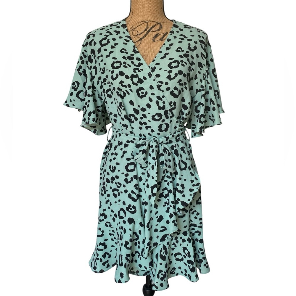 Leopard Print Turquoise Fit and Flare Flounce Wrap Dress Flutter Sleeves Medium